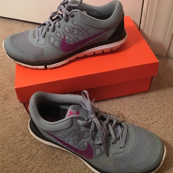 nike swoosh leopard